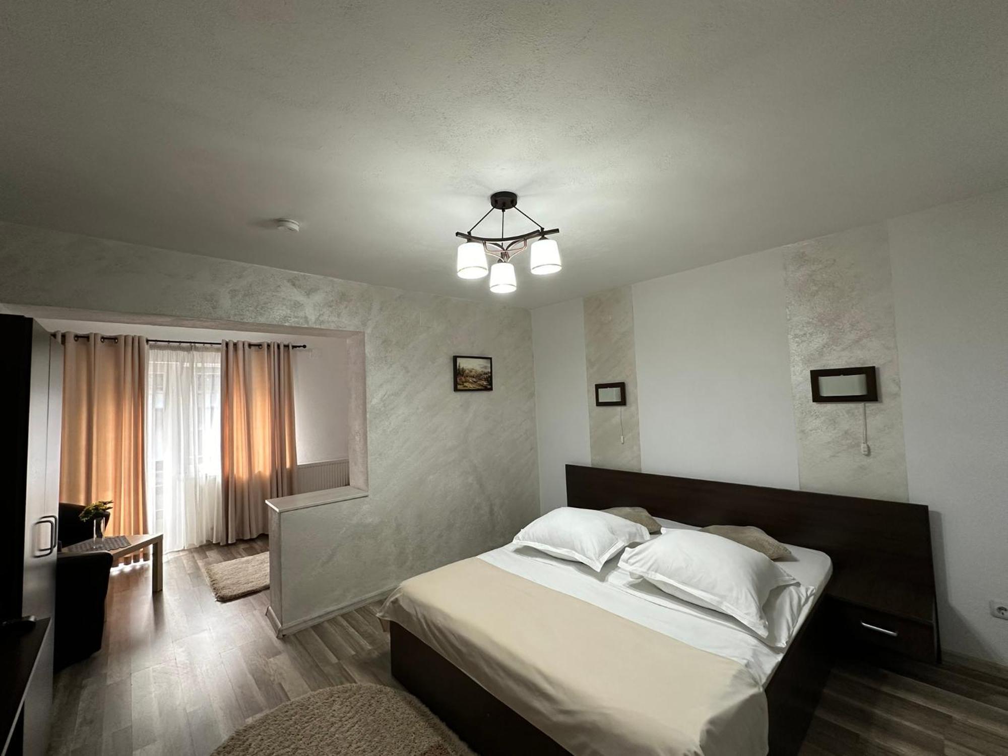 Casuta De Langa Izvor Moeciu De Sus Exterior foto
